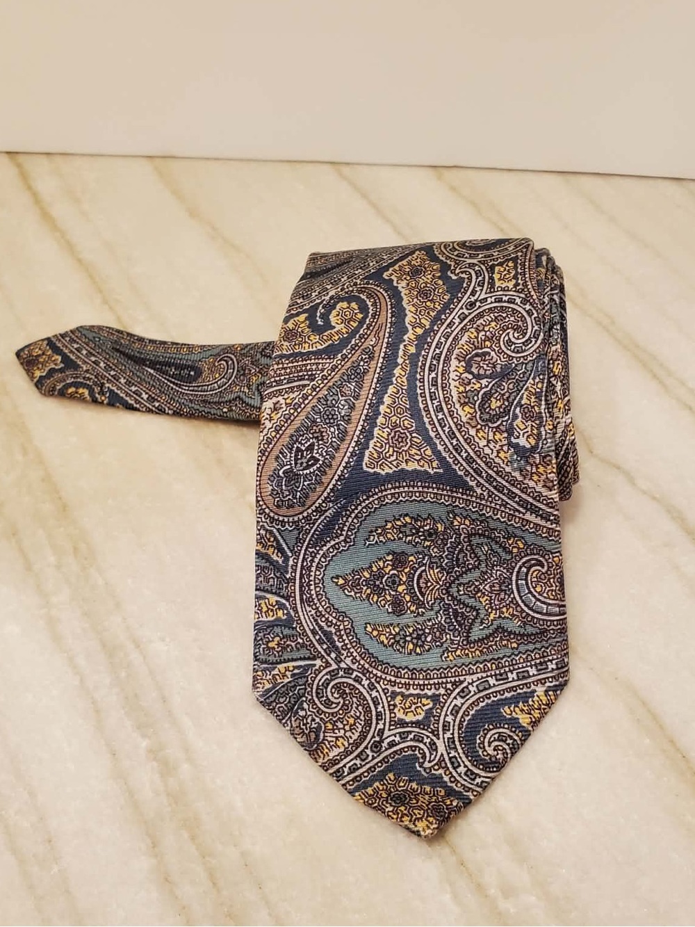 Vintage Rivetz Of Boston Classic Paisley Silk Tie Blue